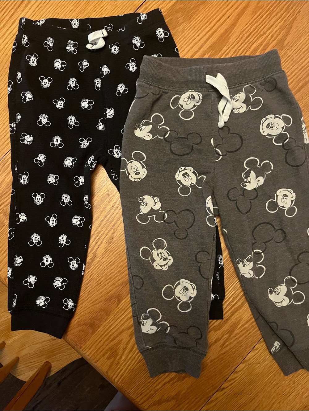 Disney Mickey Mouse Jogger Pants - Black & Gray